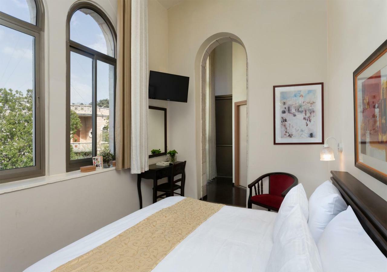 The Little House In Bakah Hotel Yerusalem Bagian luar foto